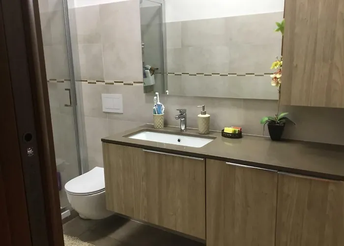 Tra Mare E Paradiso *